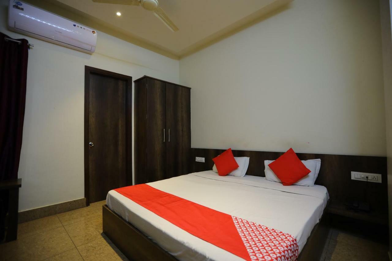 Oyo 40791 Hotel Hot N Fast Suratgarh Exterior photo