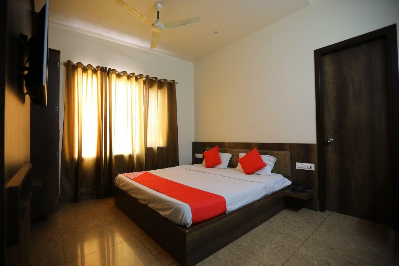 Oyo 40791 Hotel Hot N Fast Suratgarh Exterior photo
